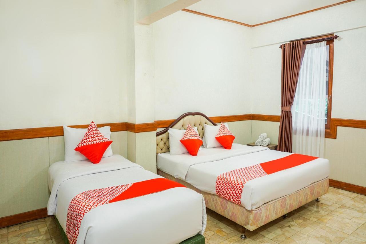 Oyo 1209 Tirtasari Nice Guesthouse Bandung Exterior photo
