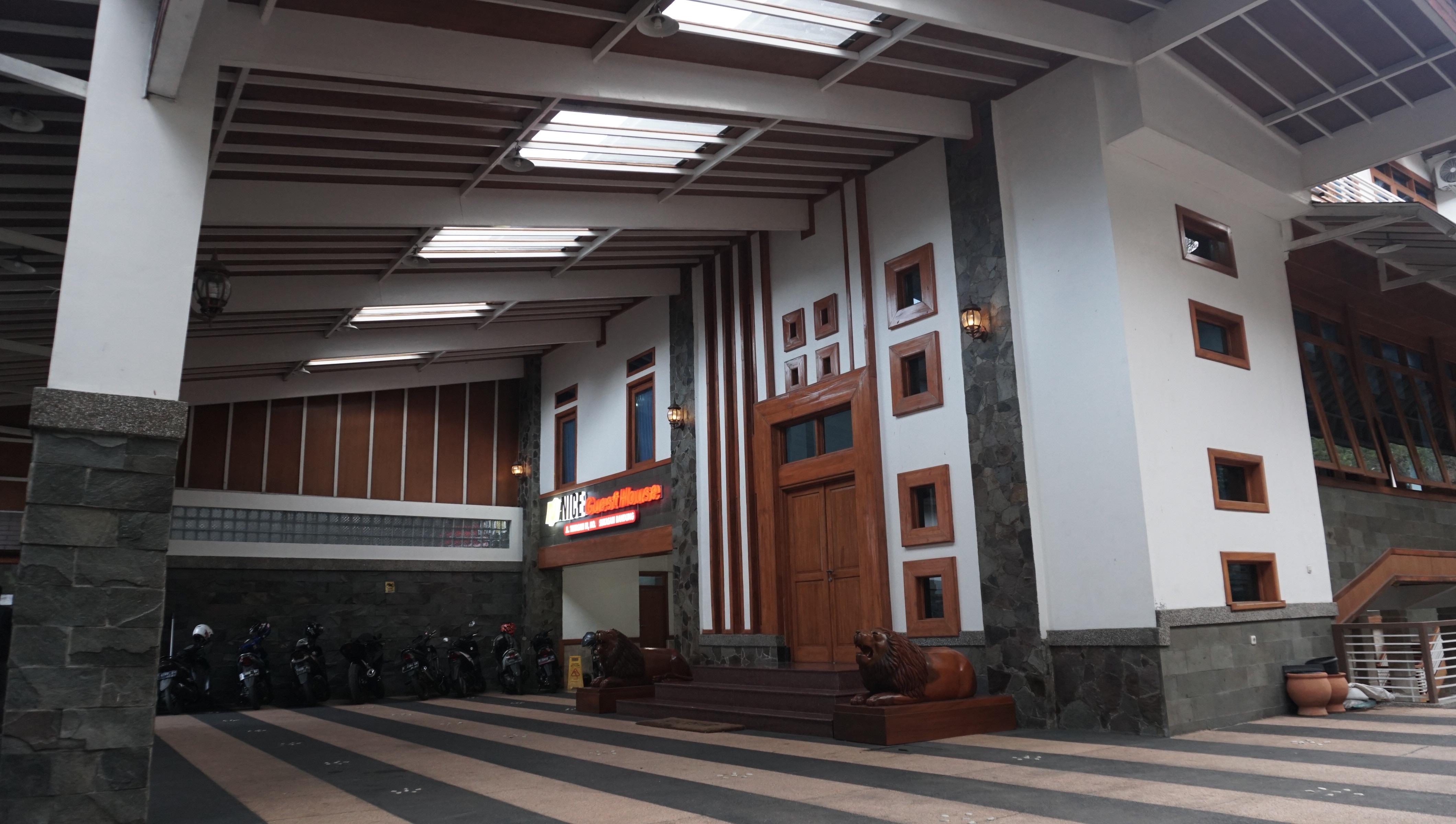 Oyo 1209 Tirtasari Nice Guesthouse Bandung Exterior photo